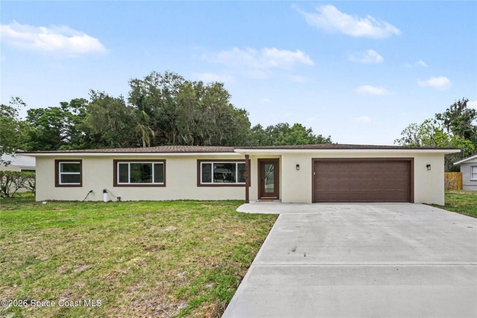 2678 Pine Ave, FL