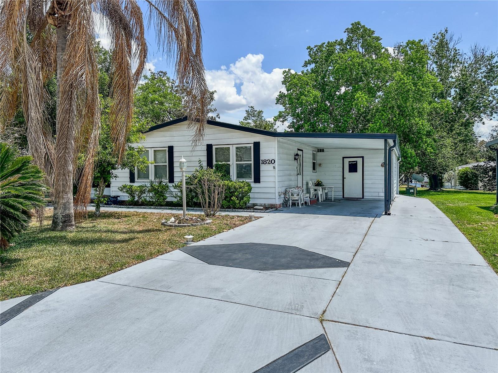 1820 W Schwartz Blvd, FL
