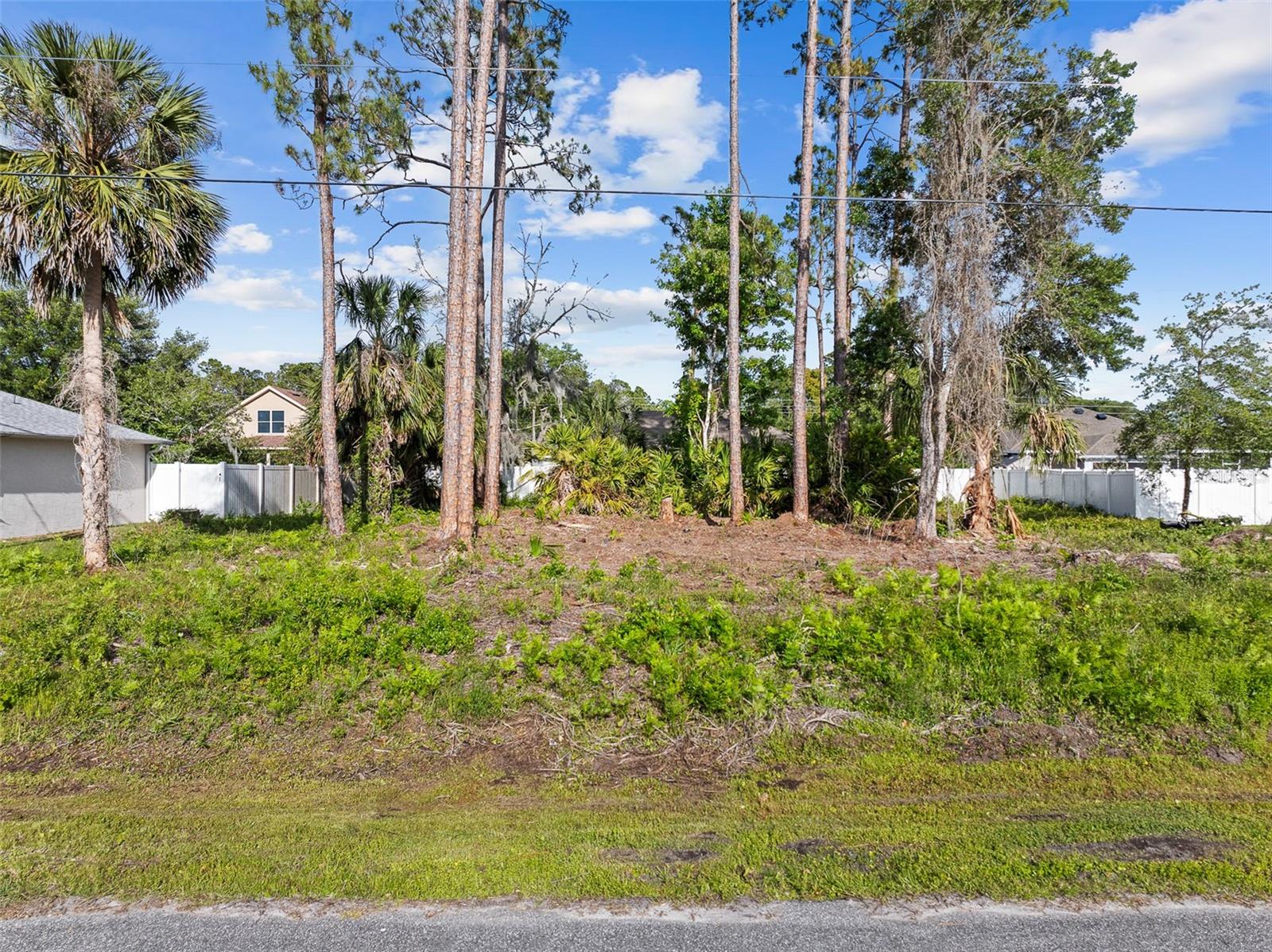7 Zealand Pl, FL