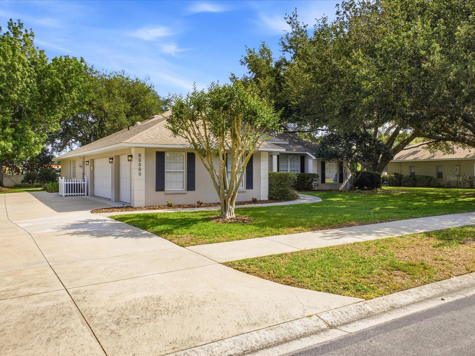 11906 Graces Way, FL