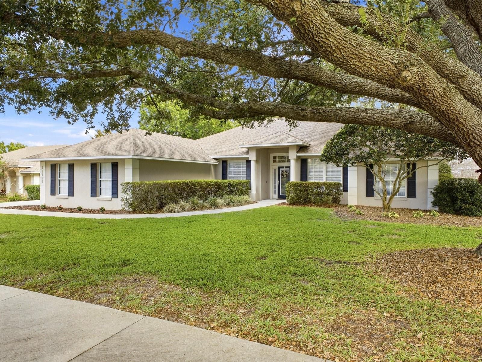 11906 Graces Way, FL