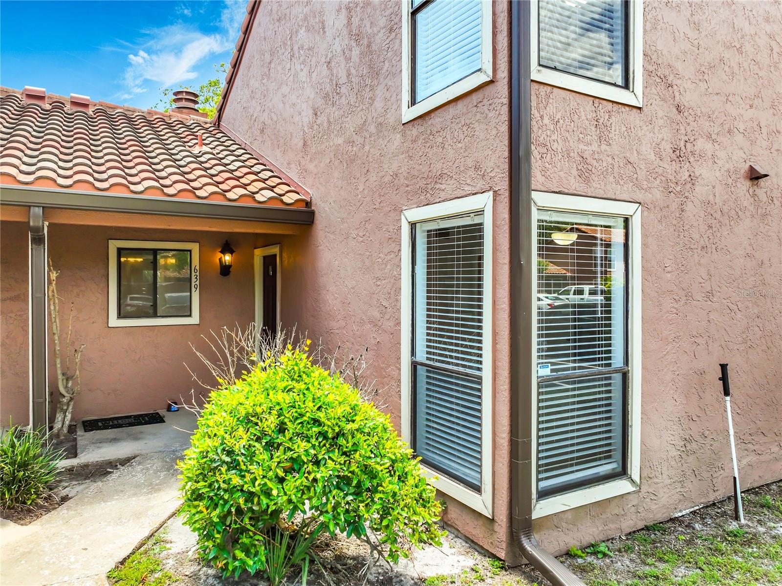 639 Saint Johns Court, FL