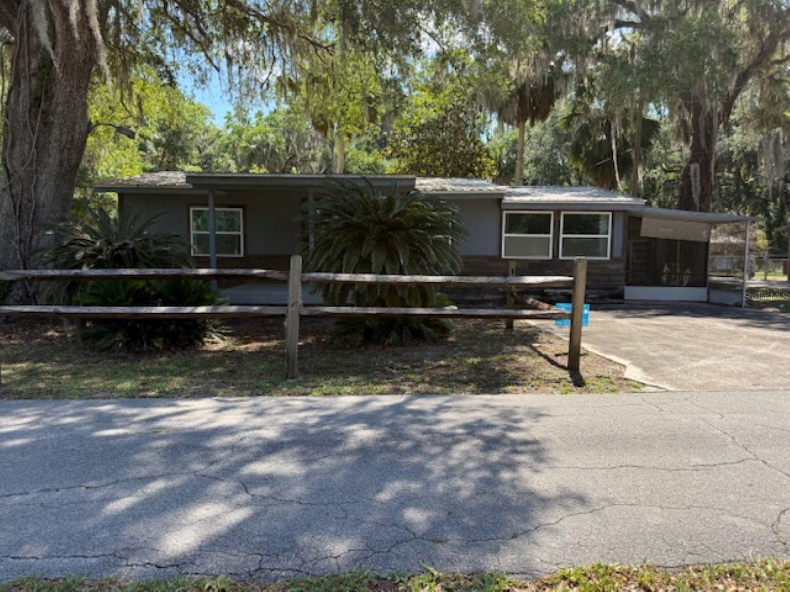 3189 Cr 419, FL