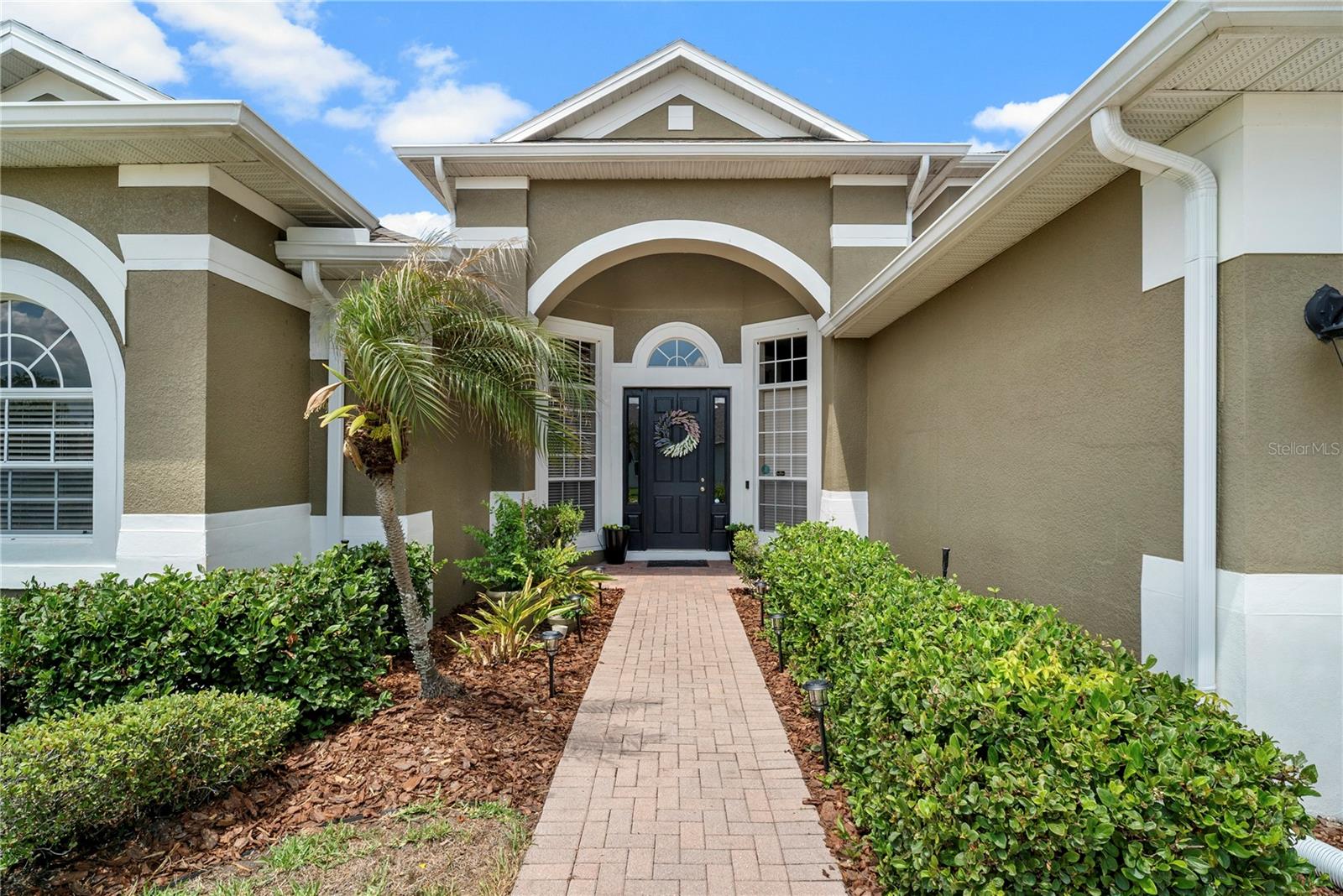 925 Bainbridge Loop, FL