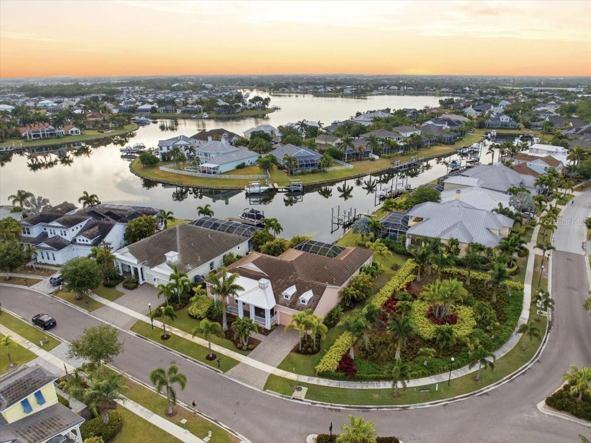 5303 Fishersound Lane, FL