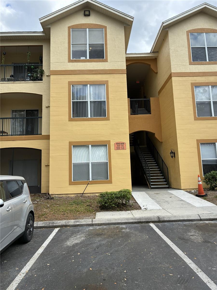 5618 Pinnacle Heights Circle, FL