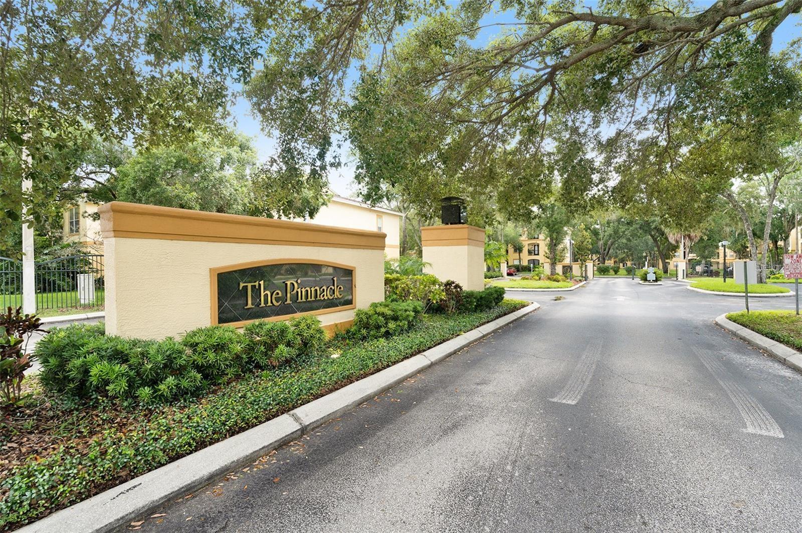 5618 Pinnacle Heights Circle, FL