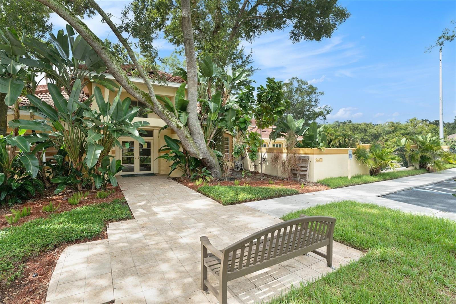 5618 Pinnacle Heights Circle, FL