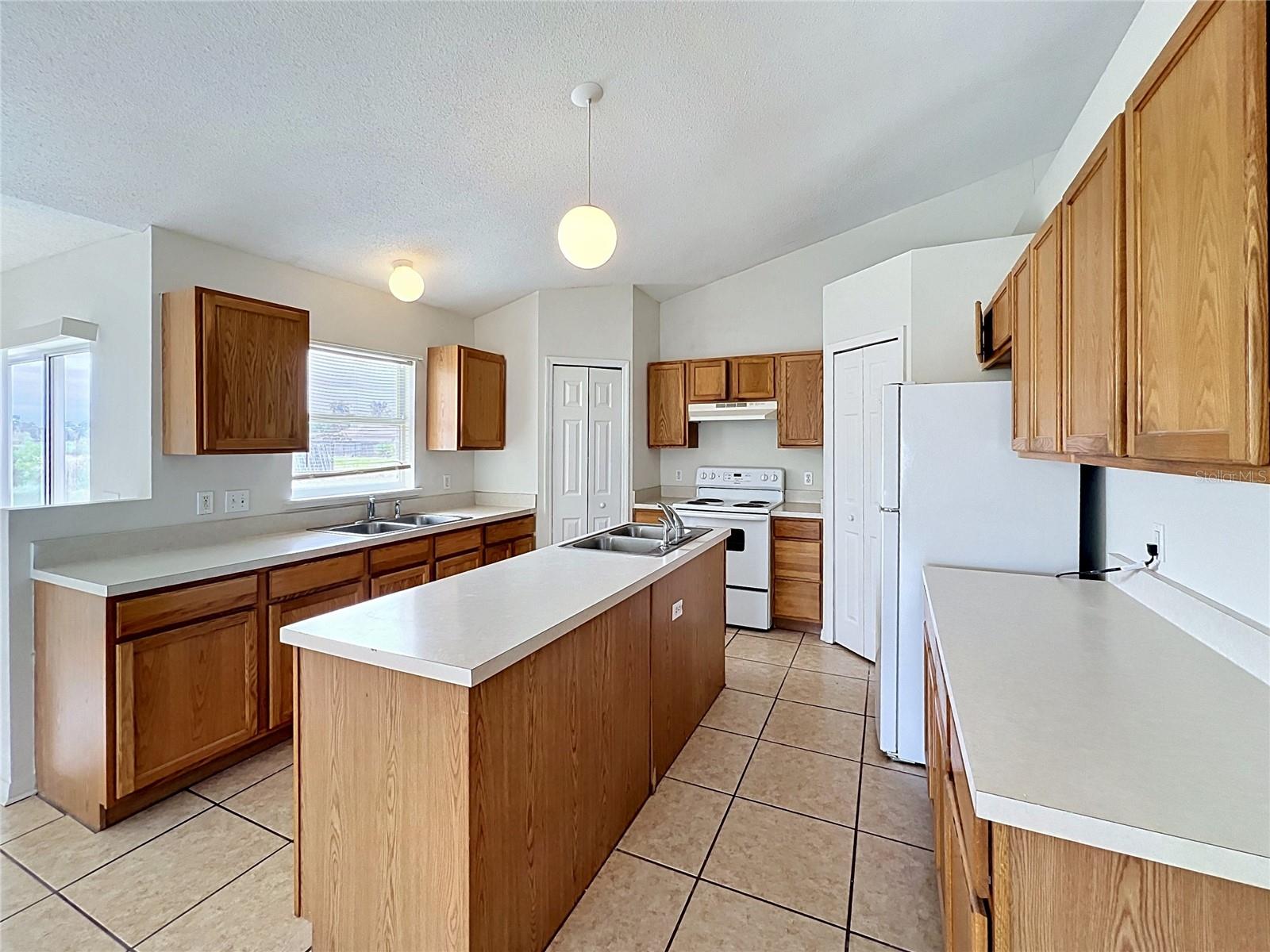 6004 Kaley Drive, FL
