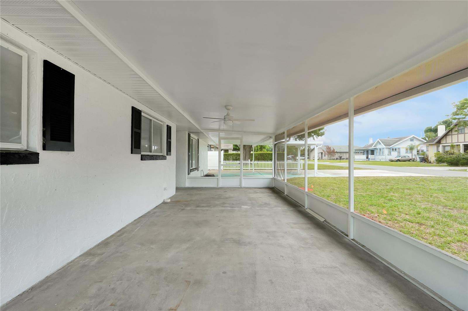 825 Avenue Y Avenue, FL
