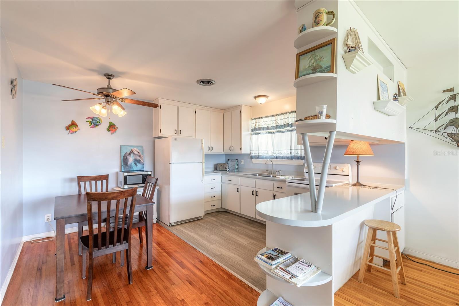 227 Ponce De Leon Drive, FL