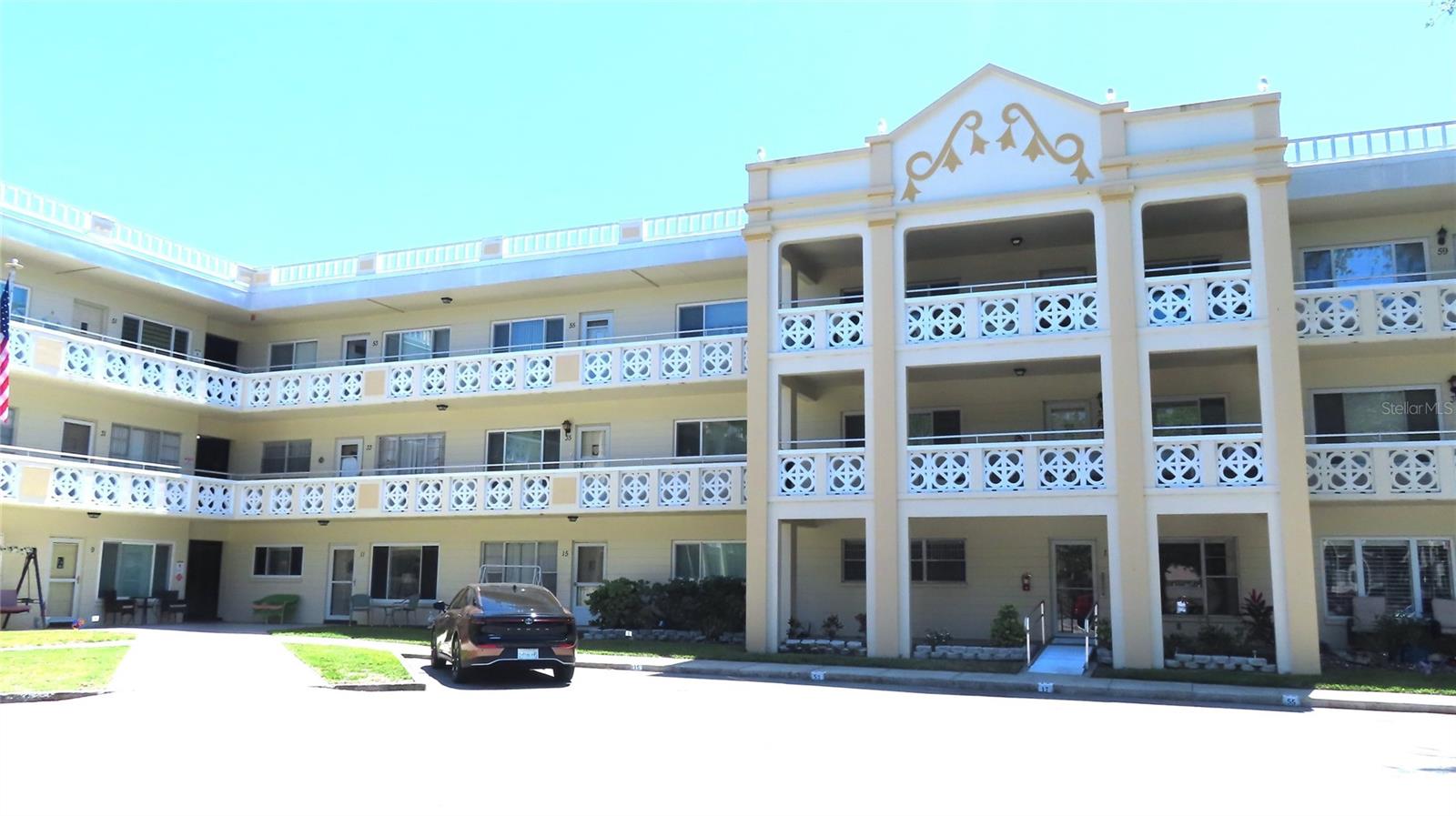 2285 Israeli Dr #17, FL