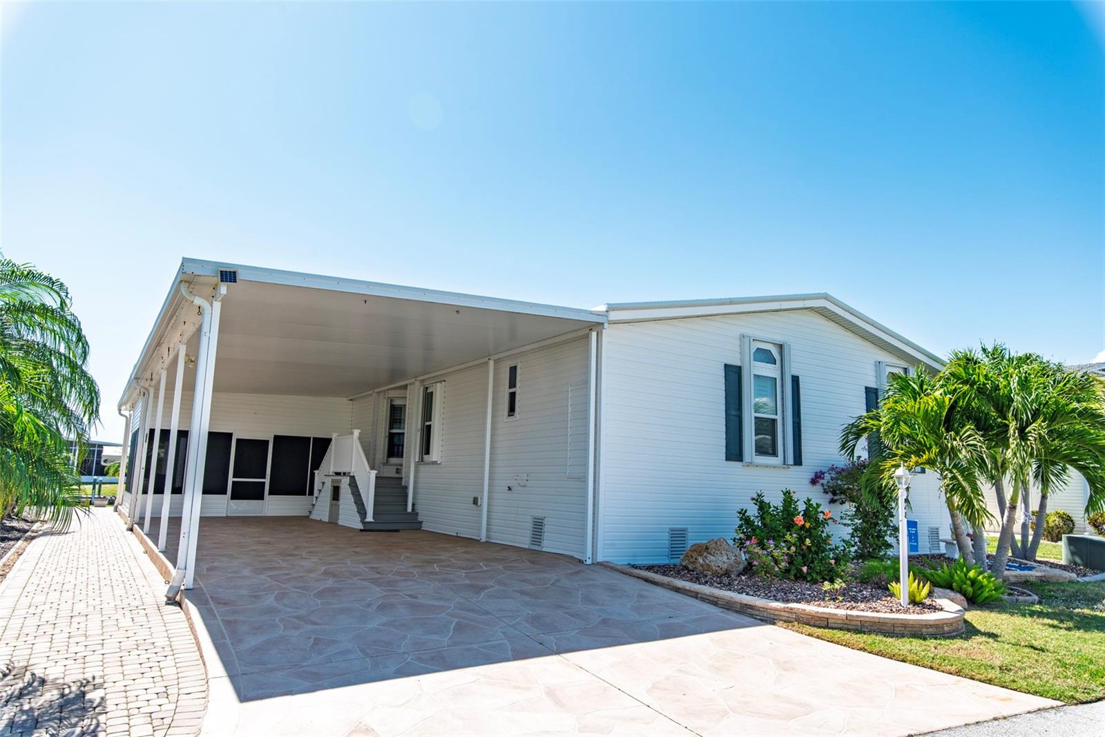 48 Amsterdam Avenue, FL
