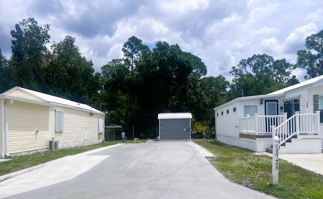1723 Manatee Loop, FL