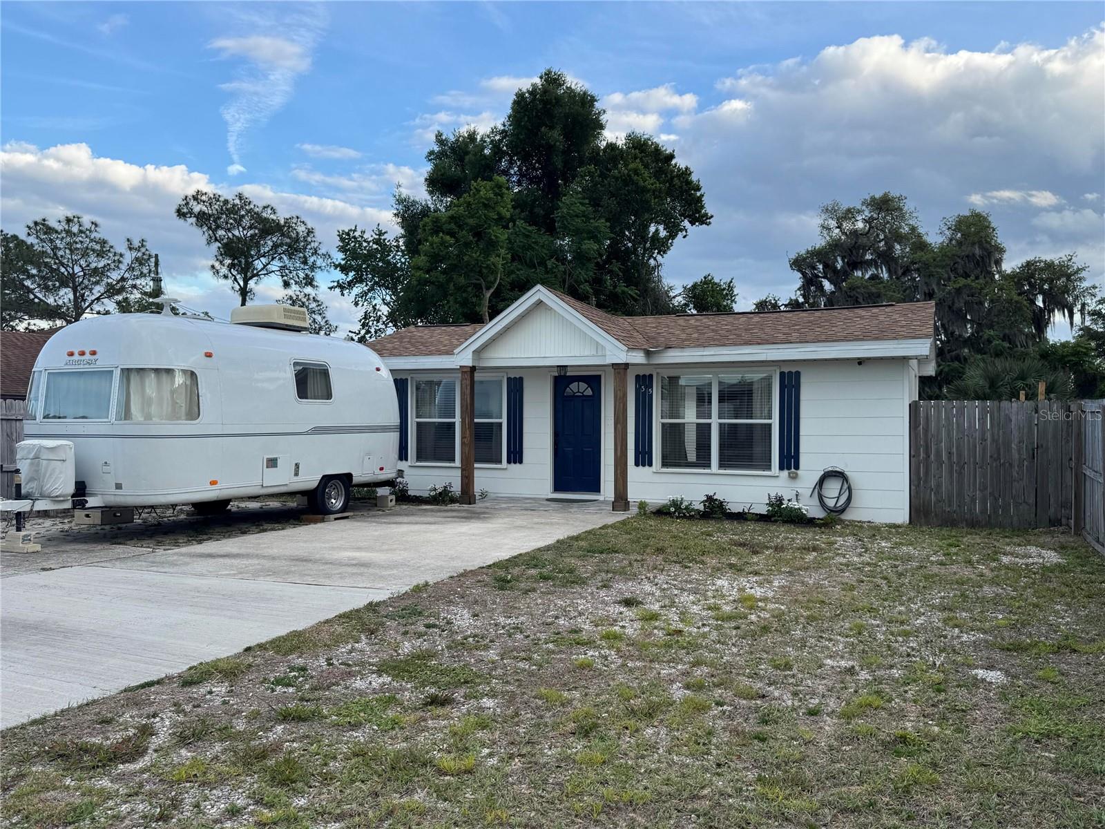 135 Carroll Street, FL