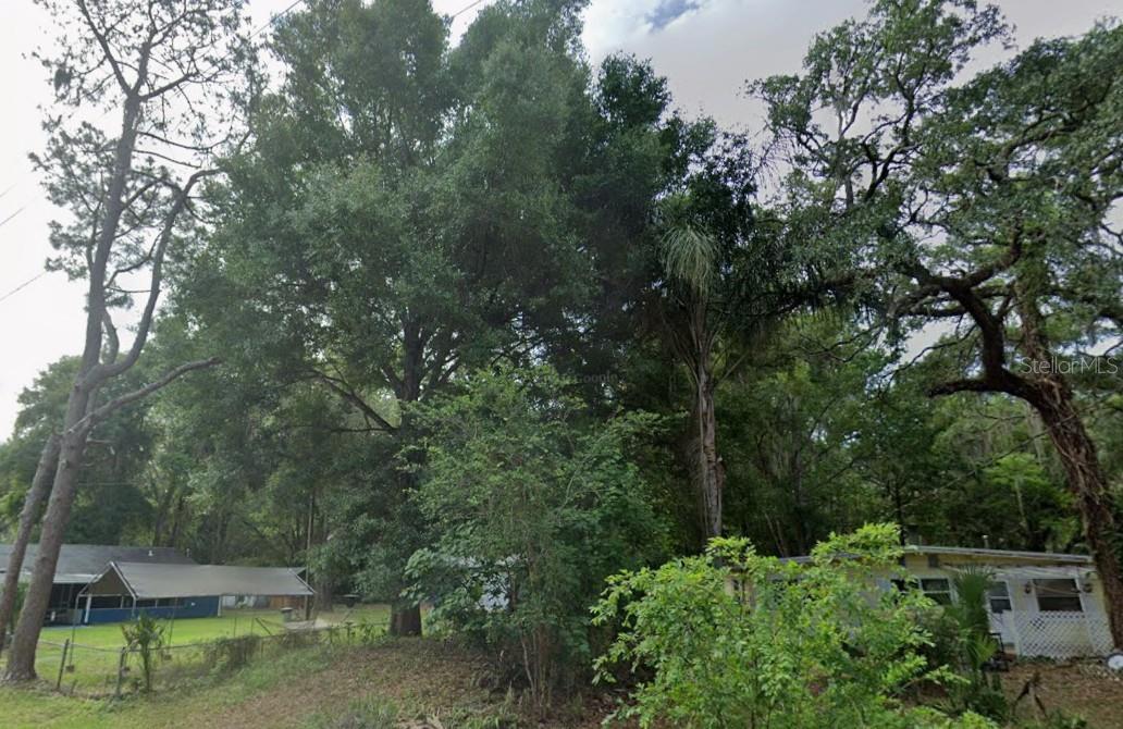 10600 And 10603 W Oliver St, FL