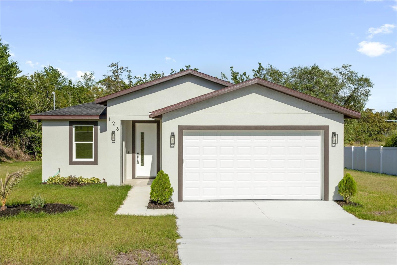 126 Canby Cir, FL