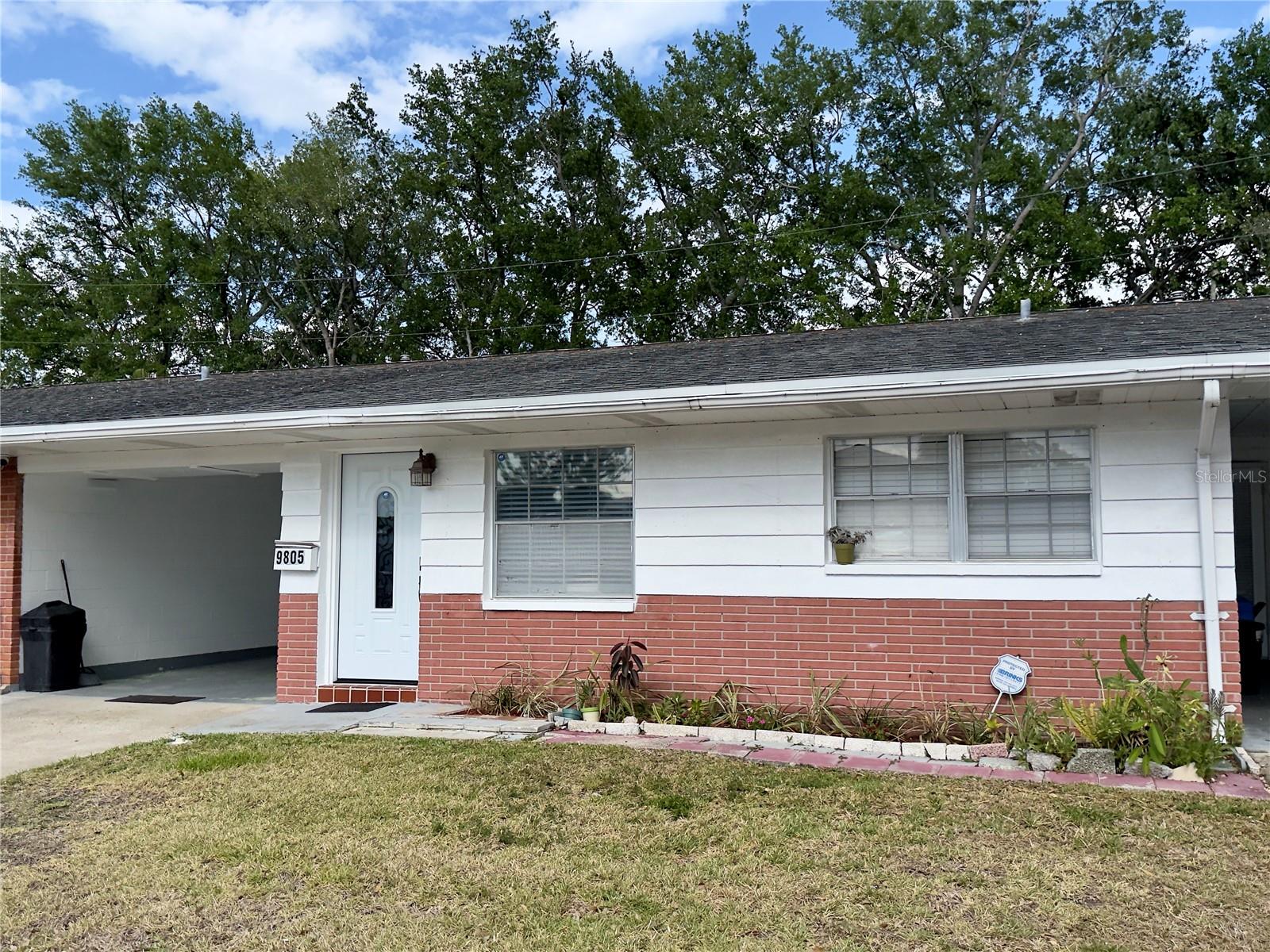 9805 Lily St N #9805, FL