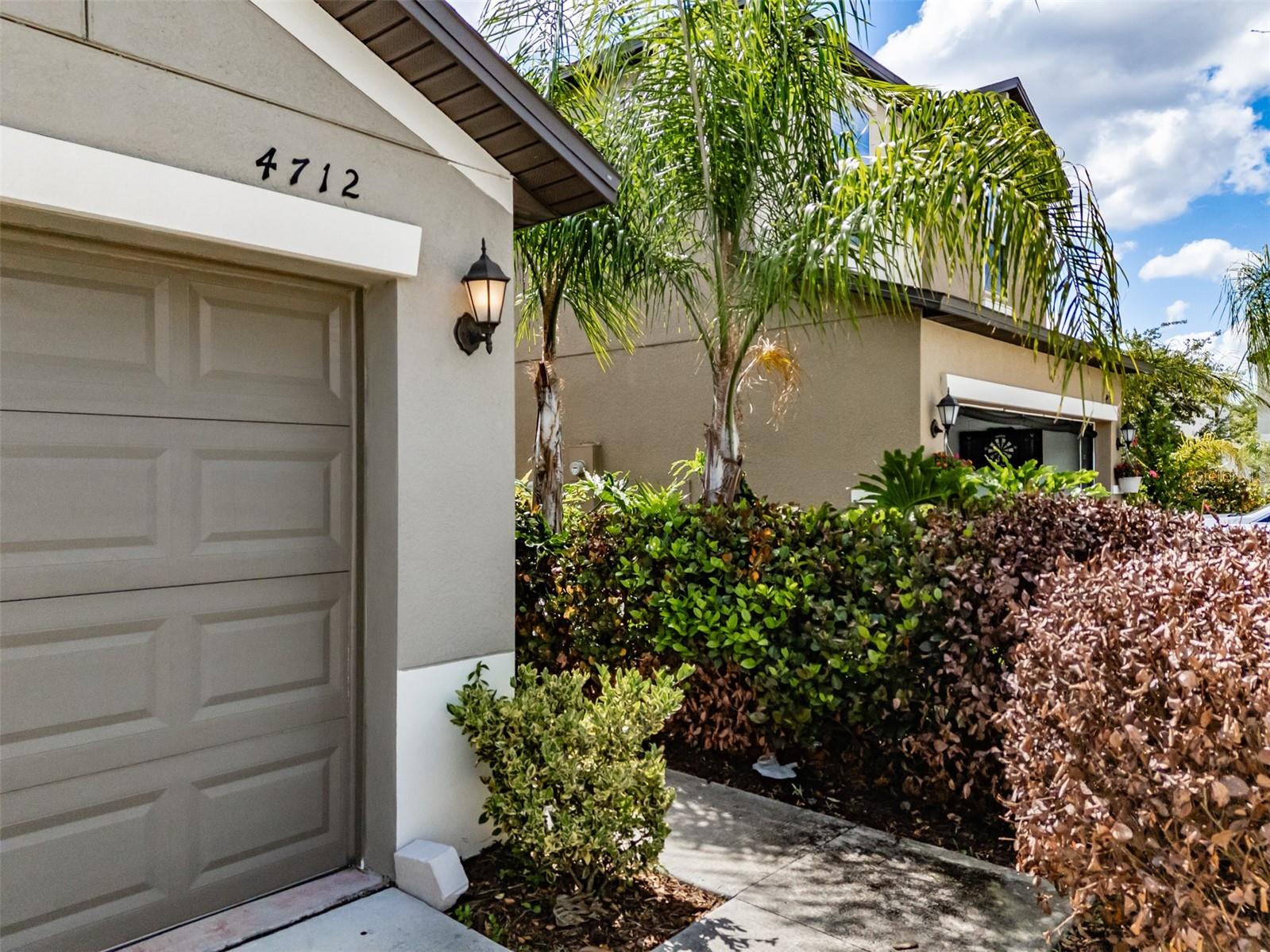 4712 Ron Eddie, FL