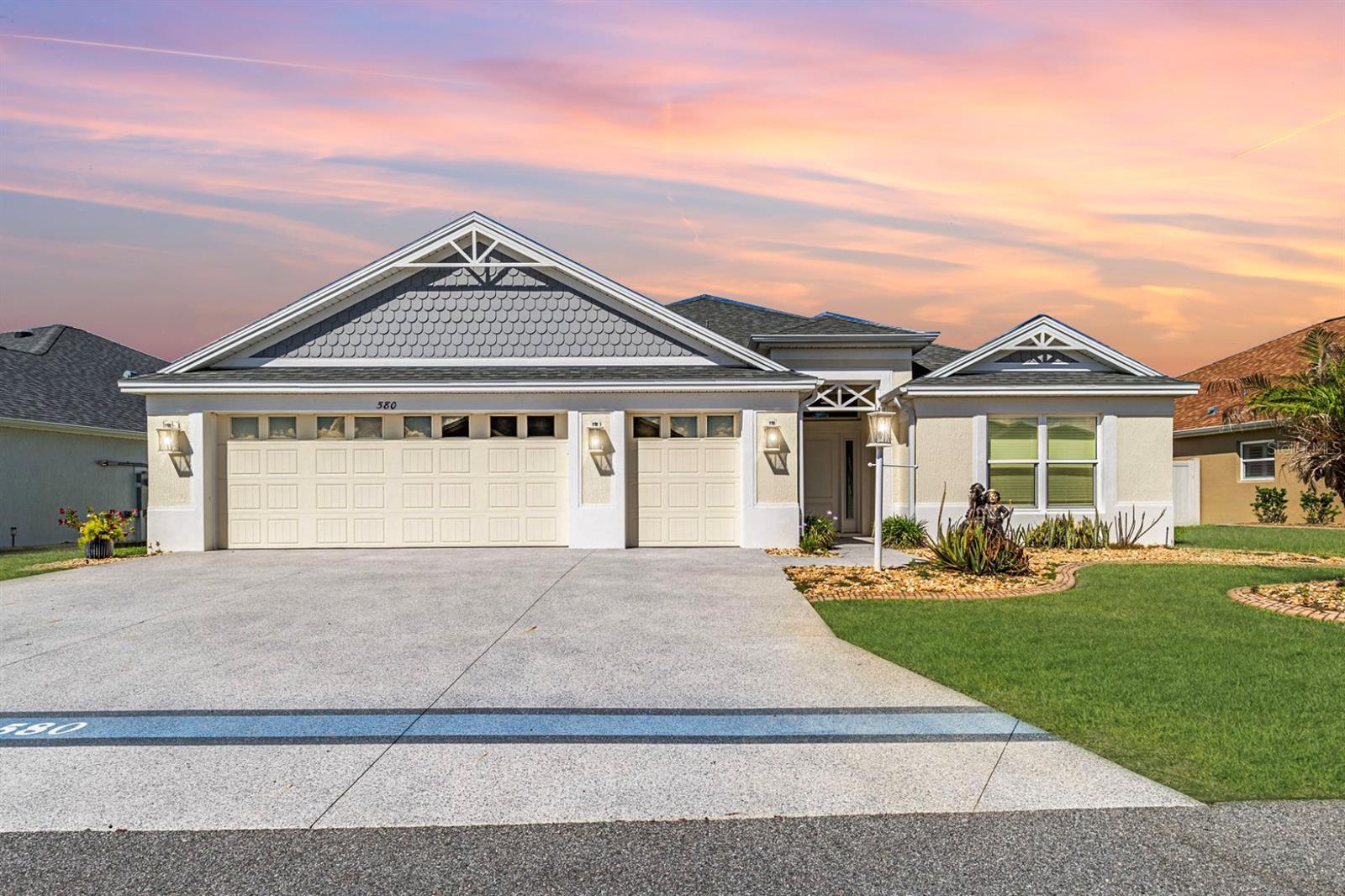580 Gough Place, FL