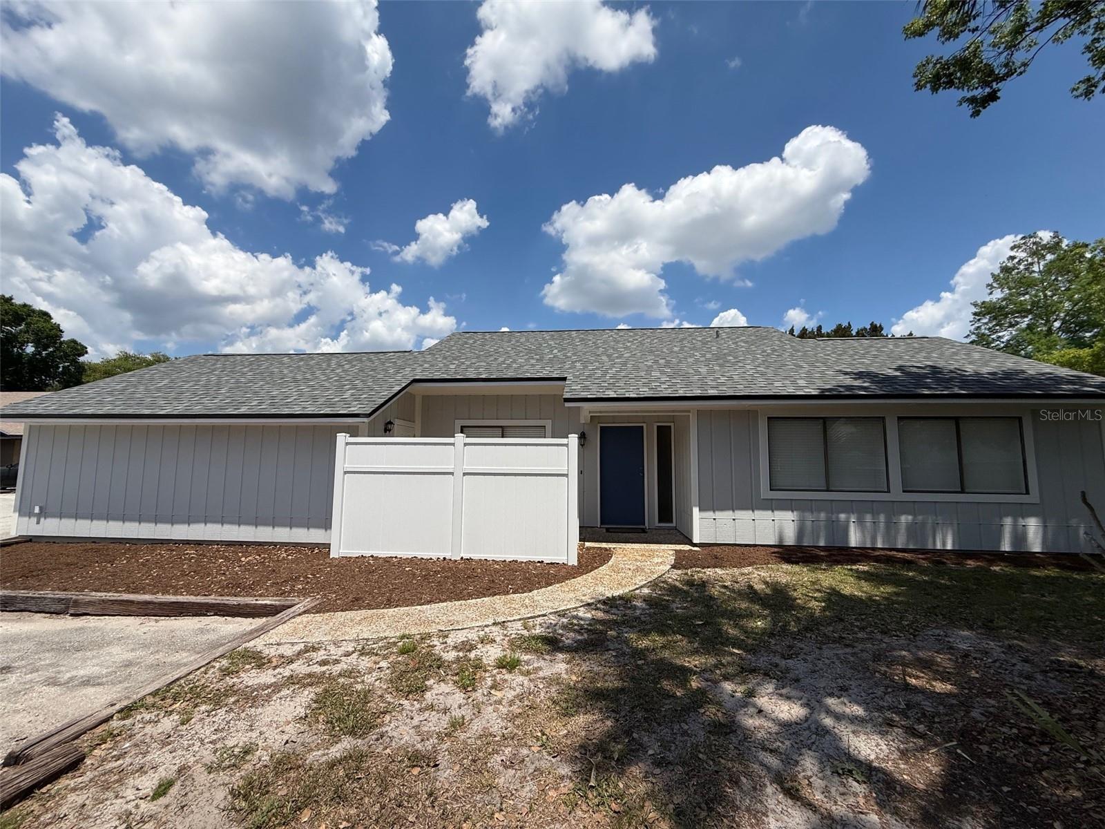 706 Lakeside Drive, FL