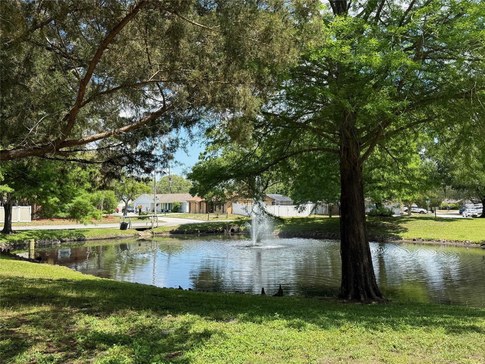 706 Lakeside Drive, FL