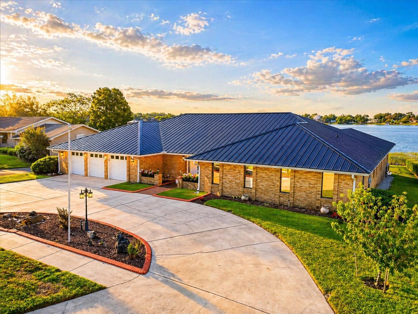 120 Mirror Lane, FL