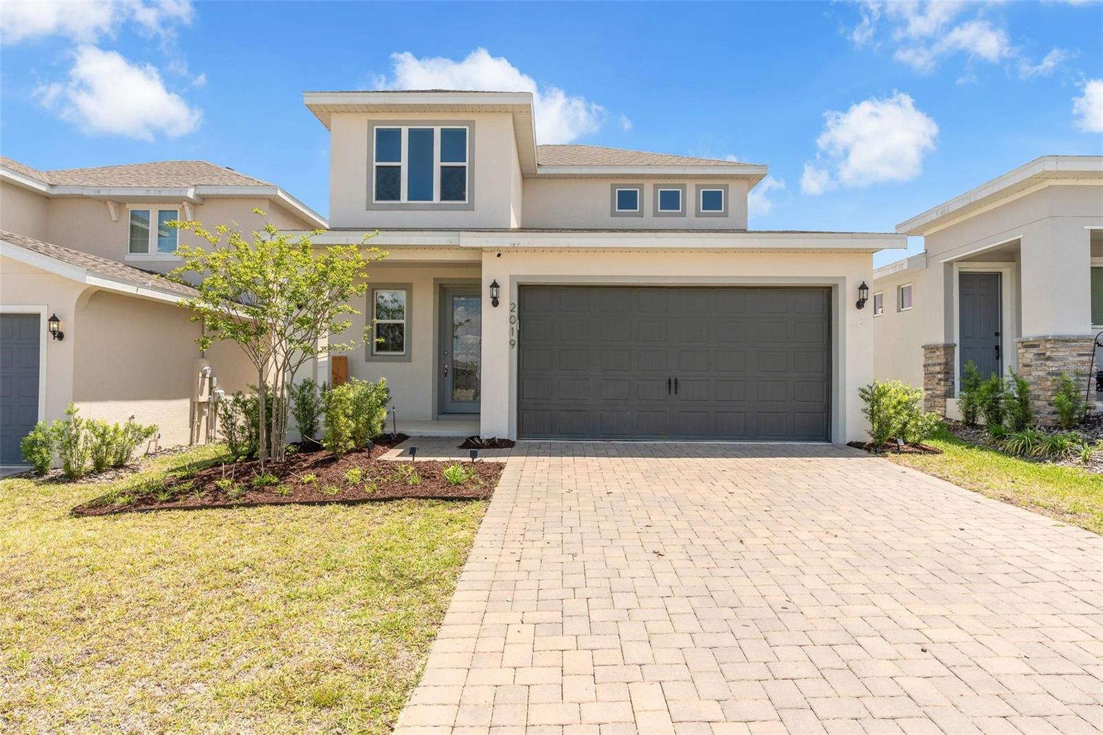 2019 Sunshine Peak Dr, FL