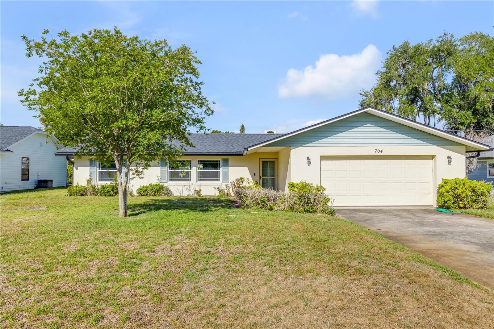 704 Green Rd, FL