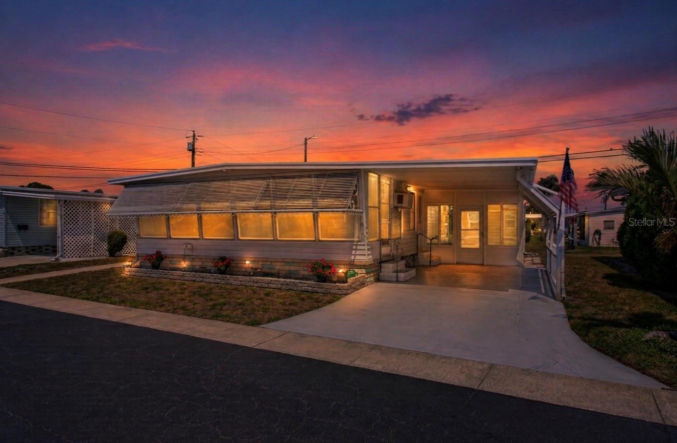 2000 Bay Drive, FL