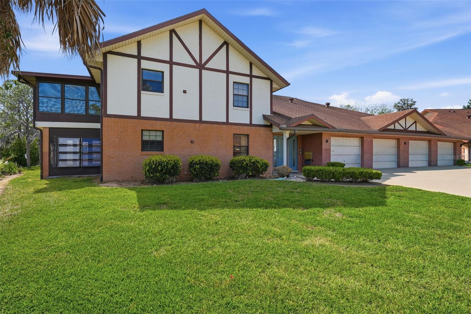 100 E Oak Terrace Dr #B2, FL