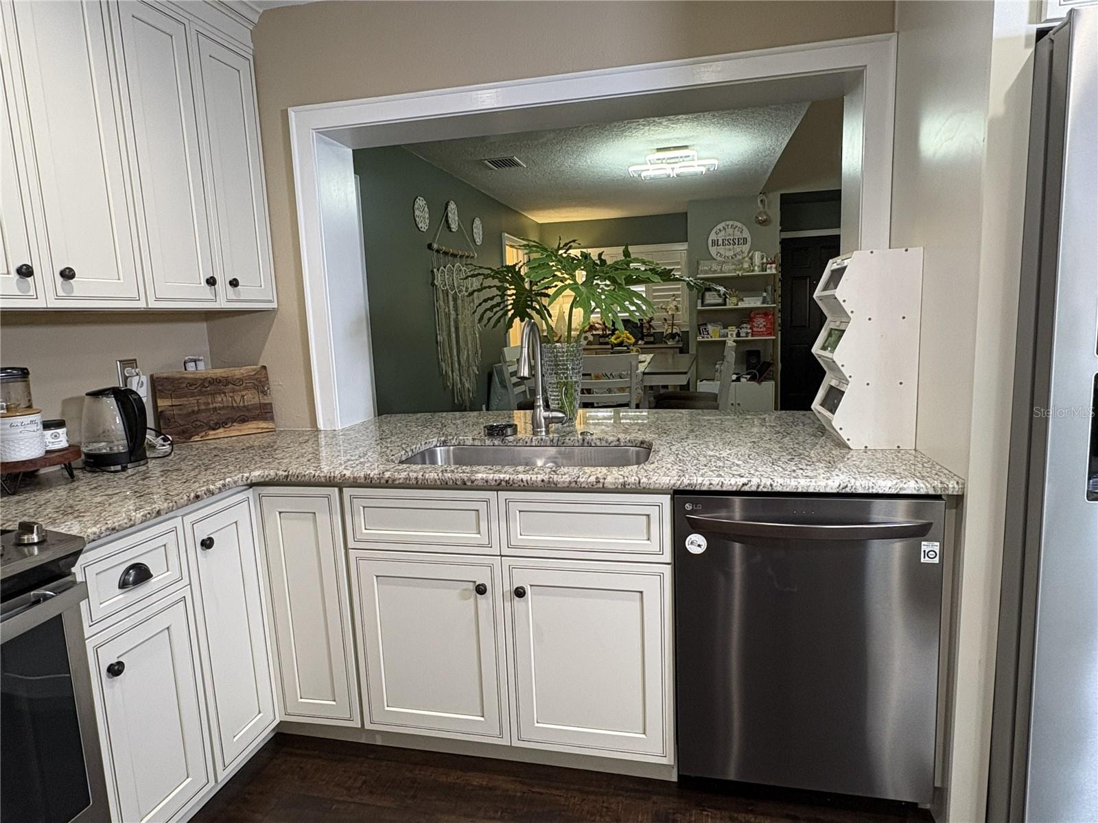 1000 Winderley Place, FL