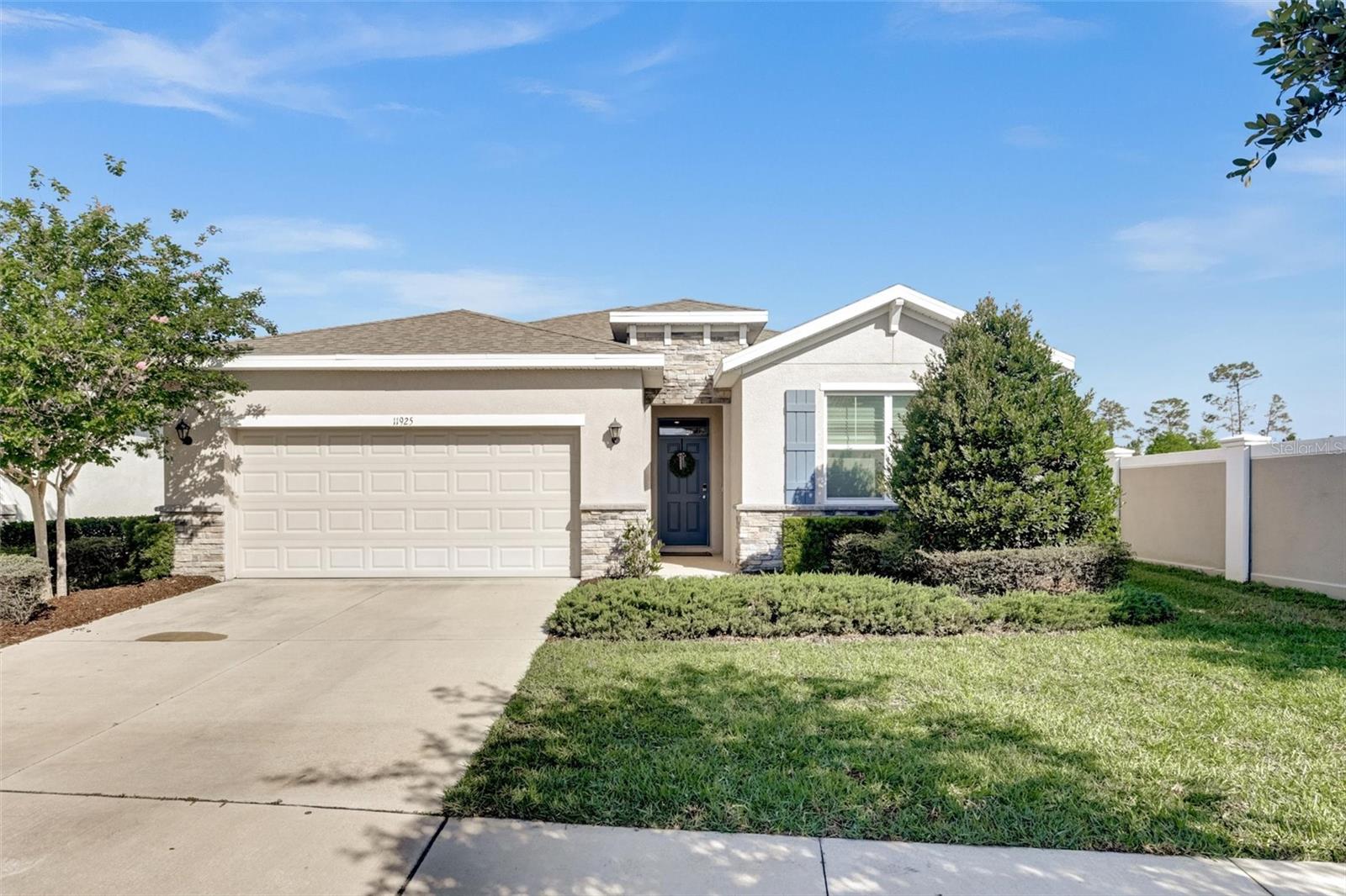 11925 Cross Vine Drive, FL