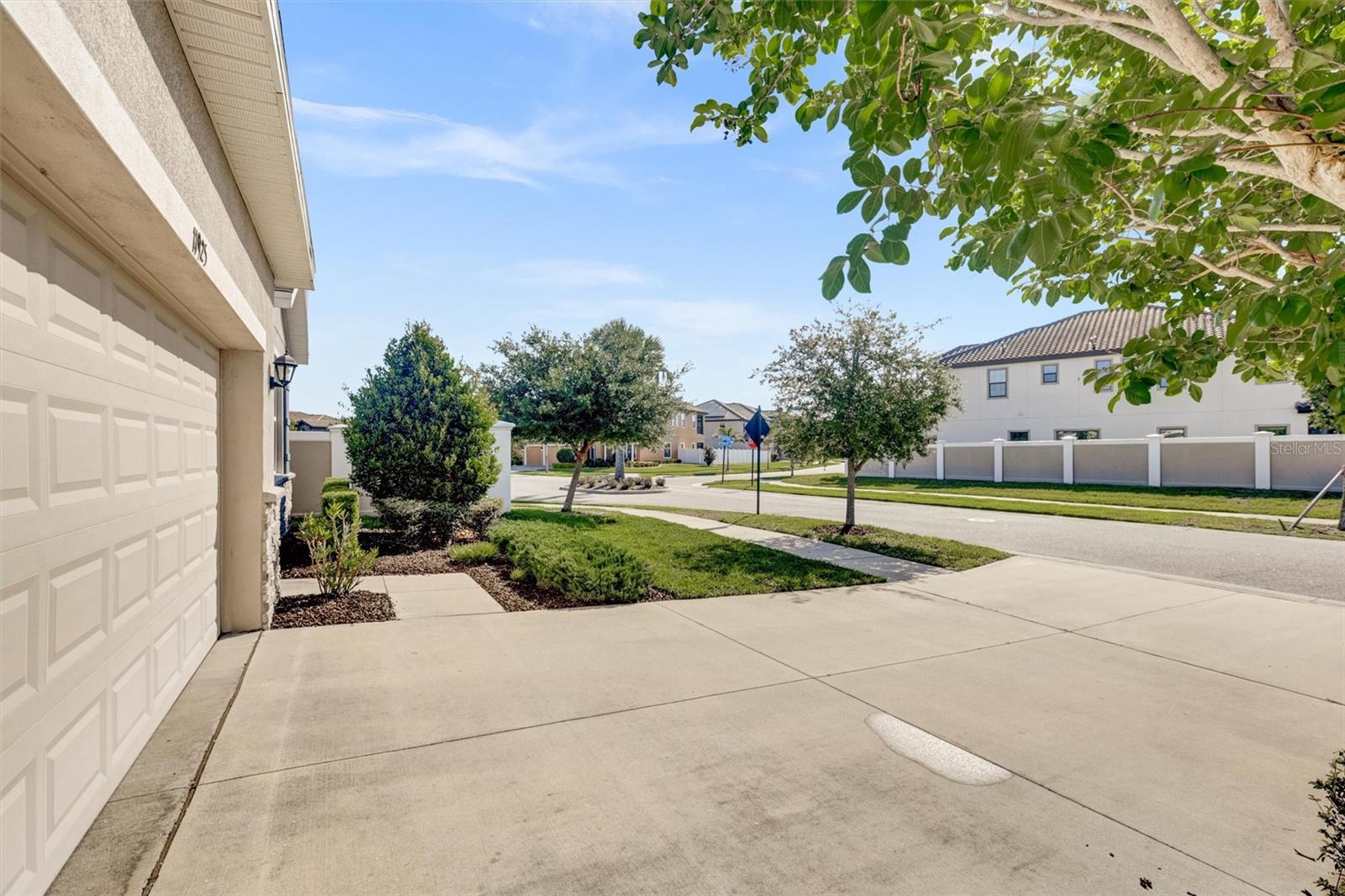 11925 Cross Vine Drive, FL