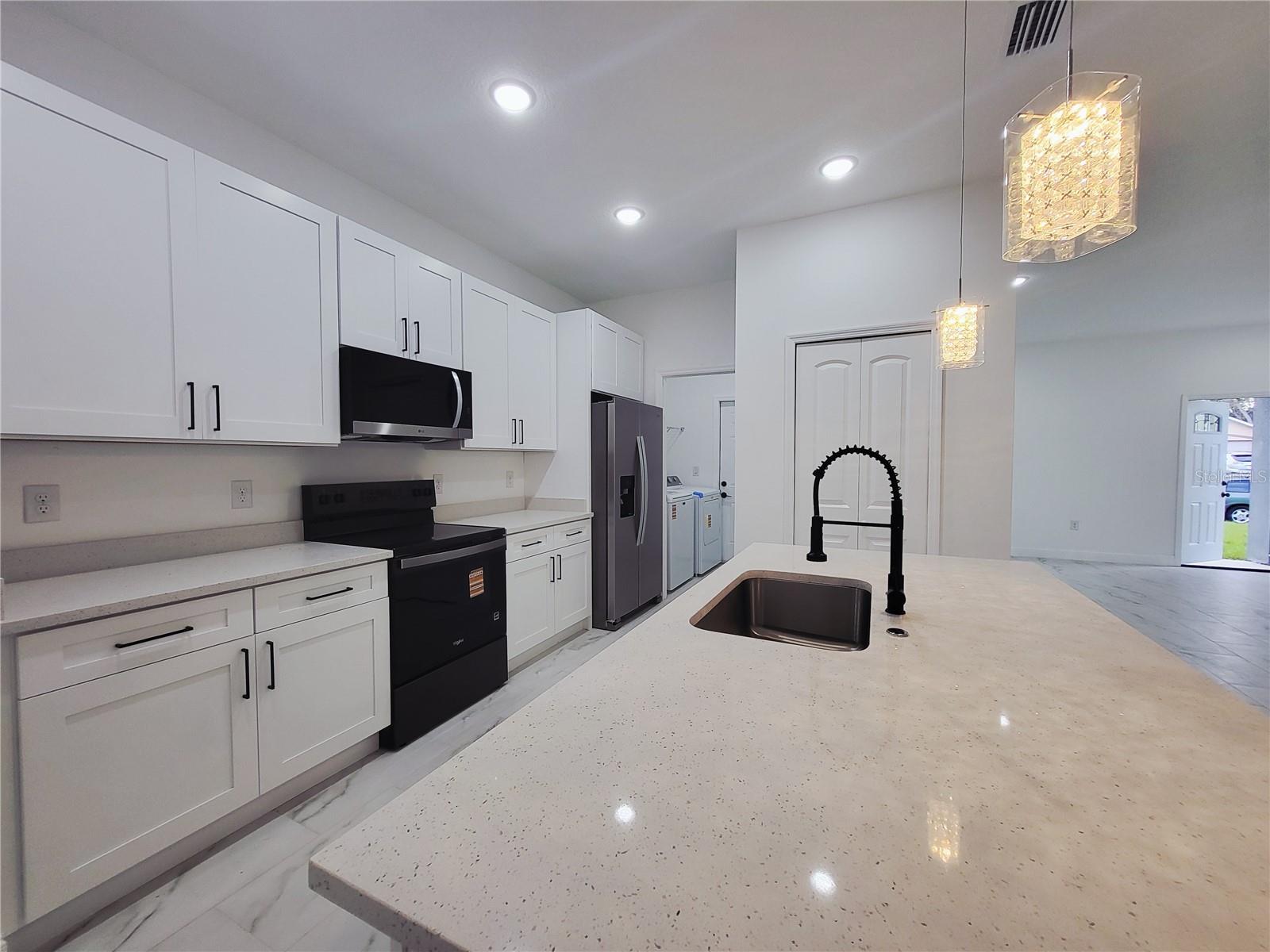 421 Tonklin Road, FL