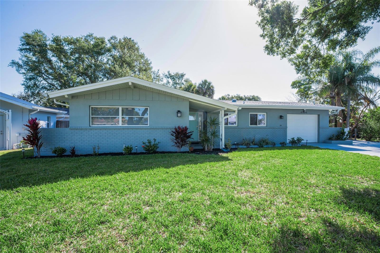 94 Nicholas Drive, FL