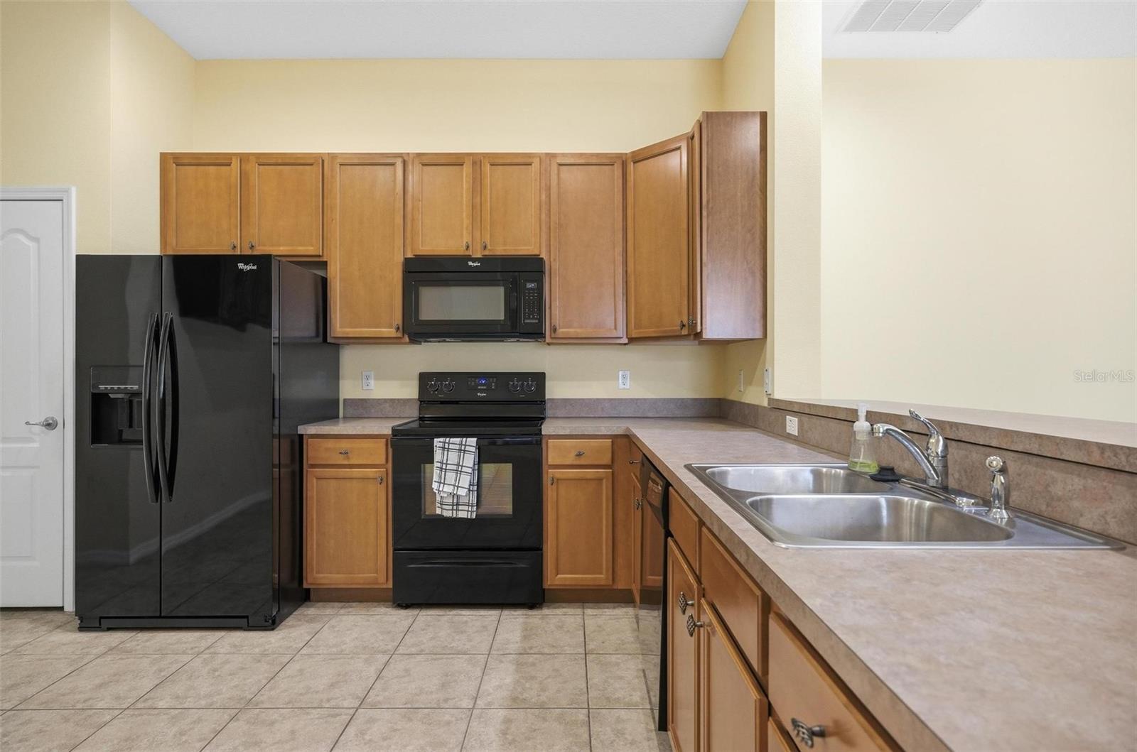 144 Mendoza Circle, FL