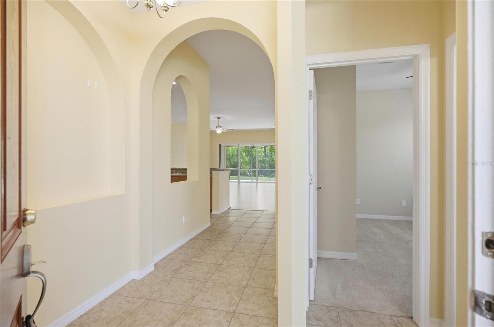 144 Mendoza Circle, FL
