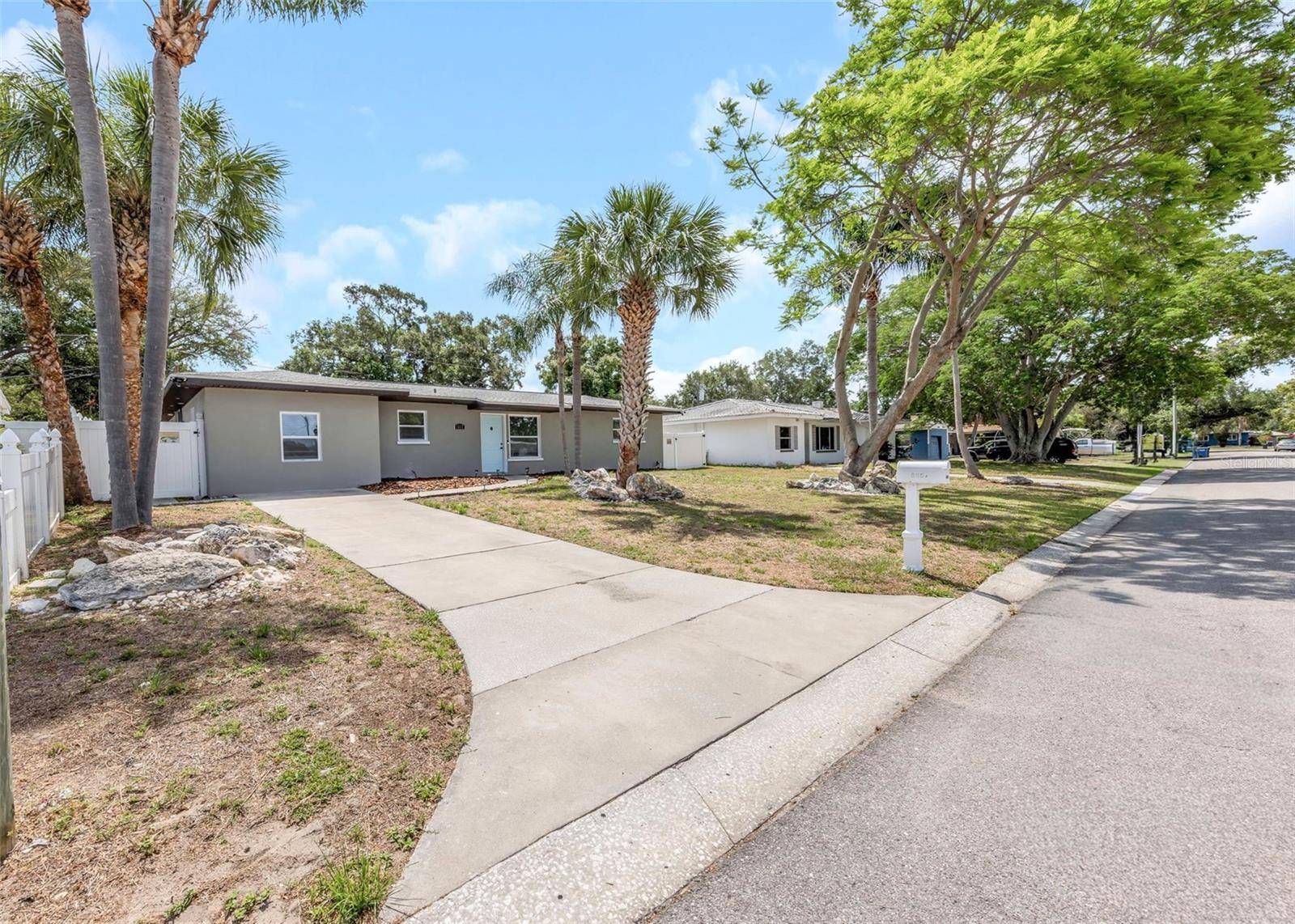1437 Carlos Avenue, FL