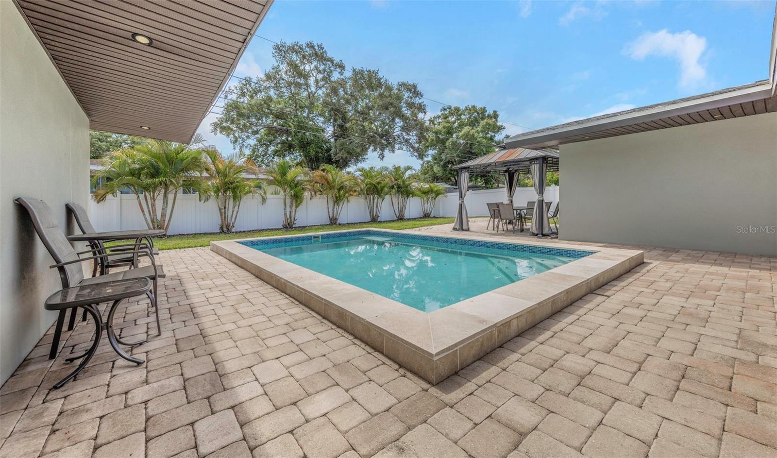 1437 Carlos Avenue, FL