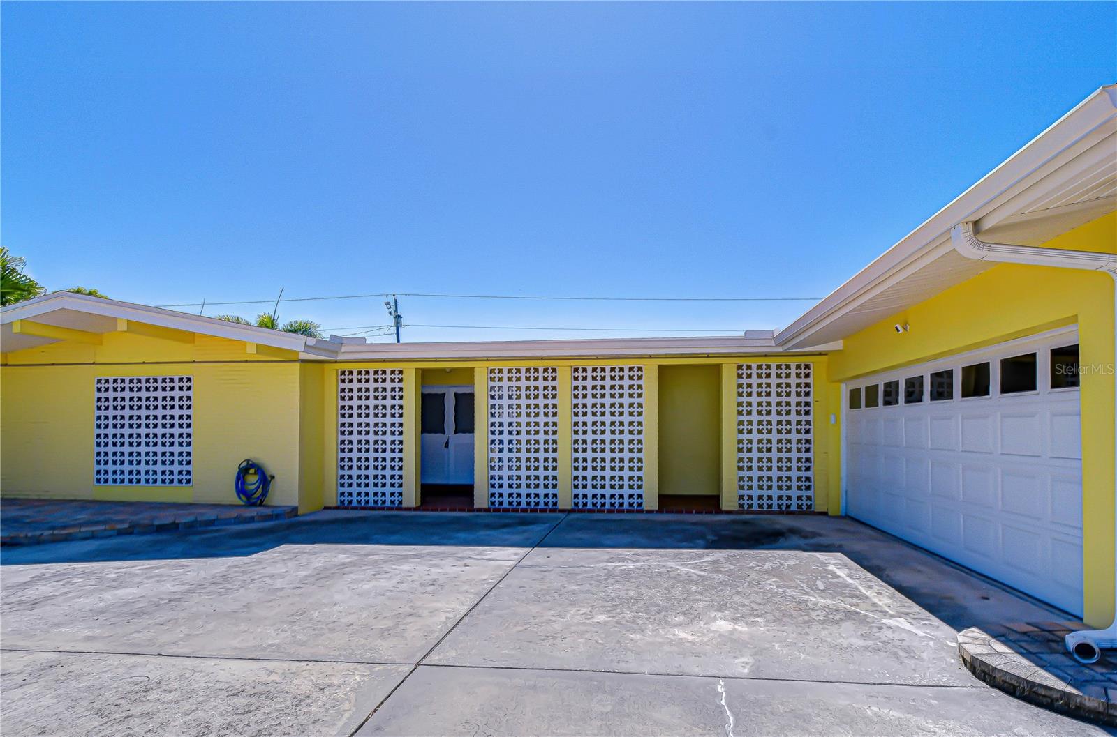 9625 Commodore Drive, FL