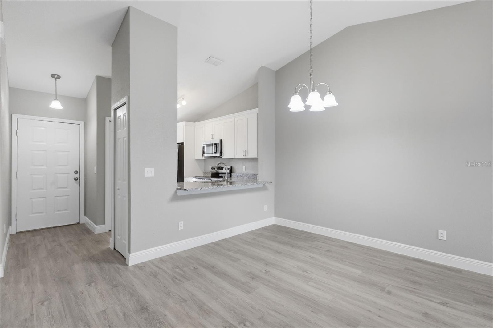 2422 King Oak Court, FL