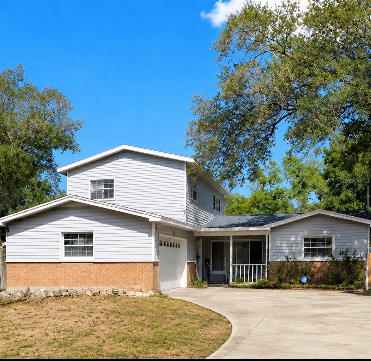 1700 Country Club Road, FL