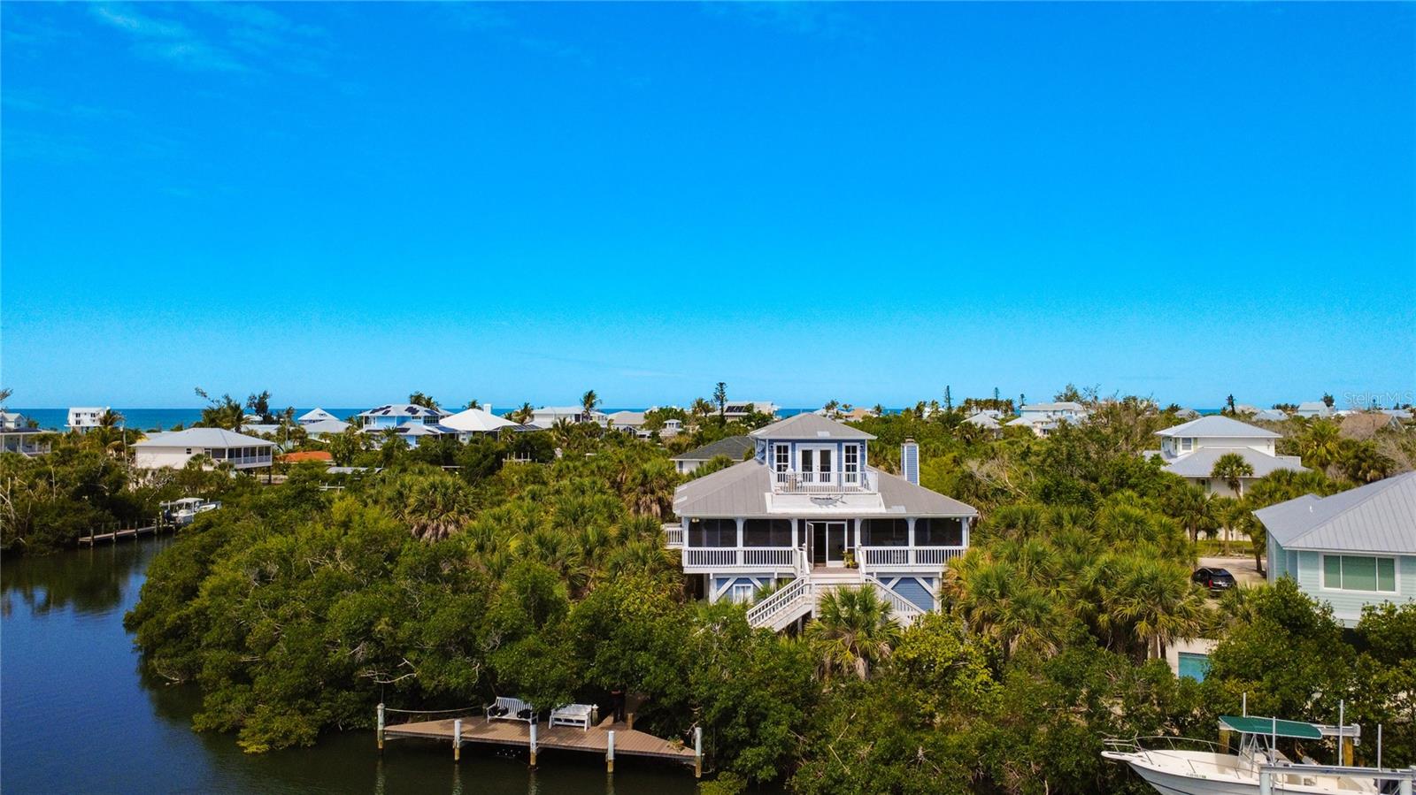 39 Bayshore Cir, FL