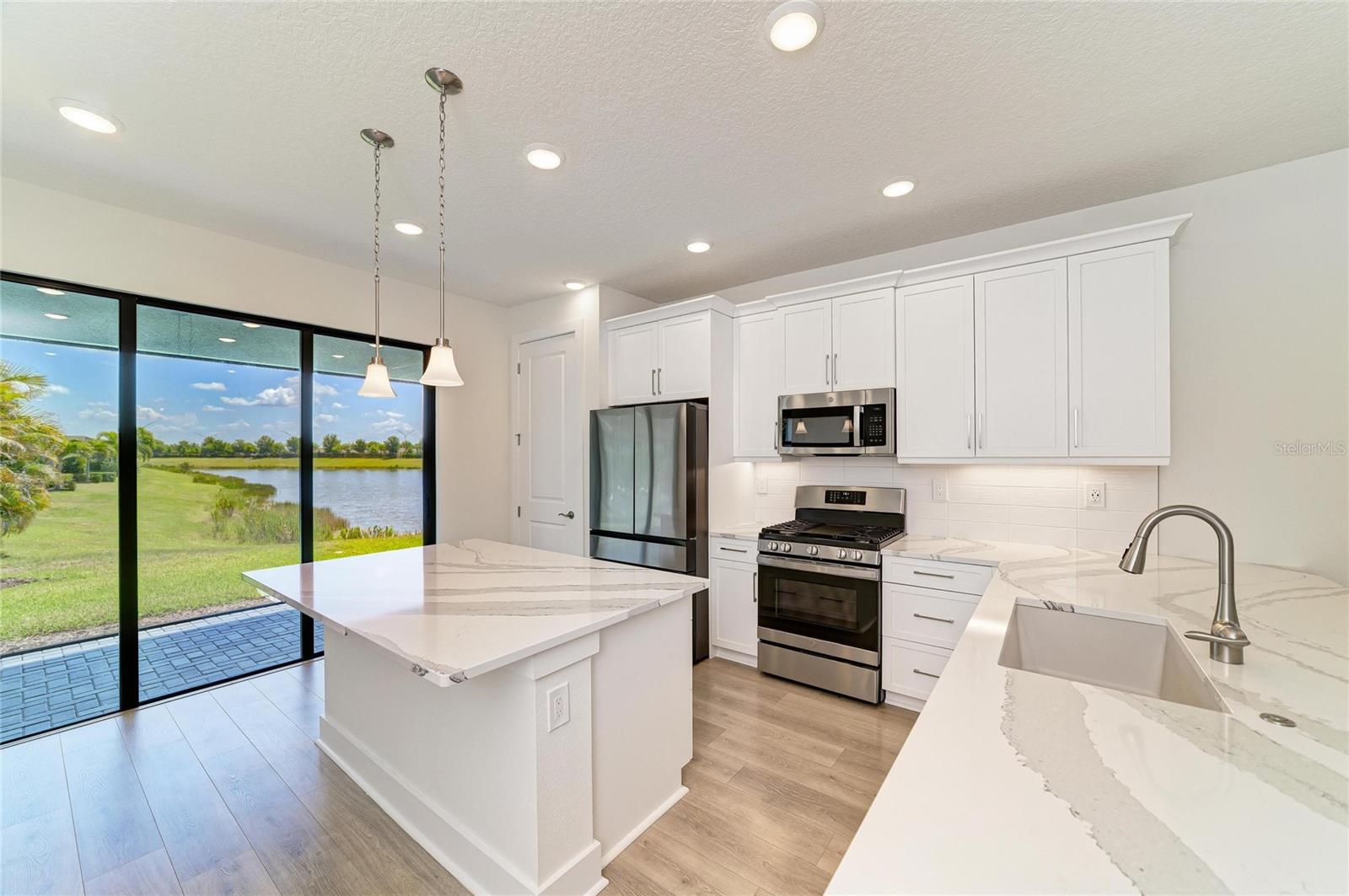5290 Barnett Circle, FL
