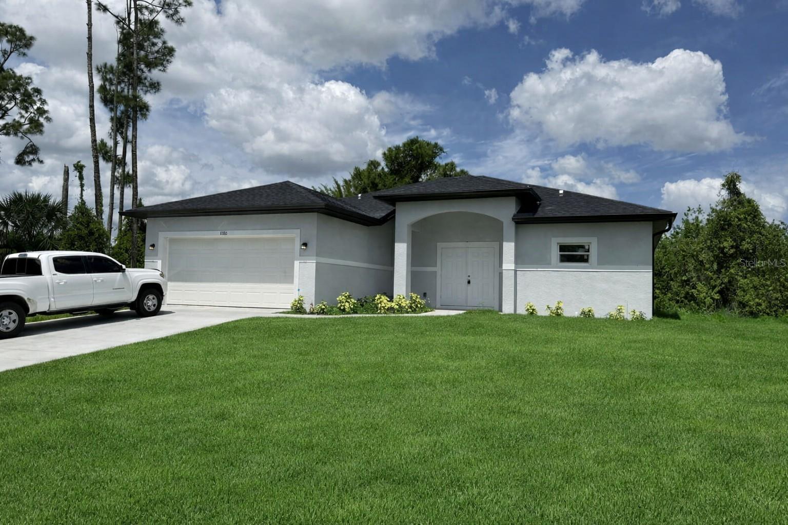 1180 Comfort Lane, FL