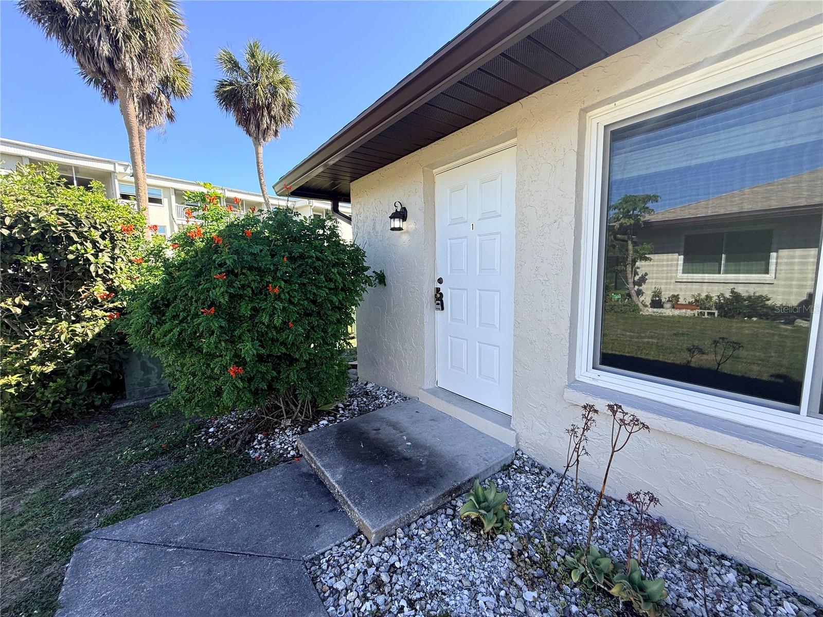 21150 Gertrude Ave #F6, FL