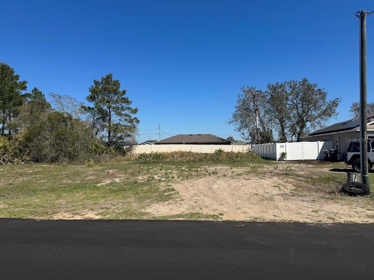 311 Hibiscus Dr, FL