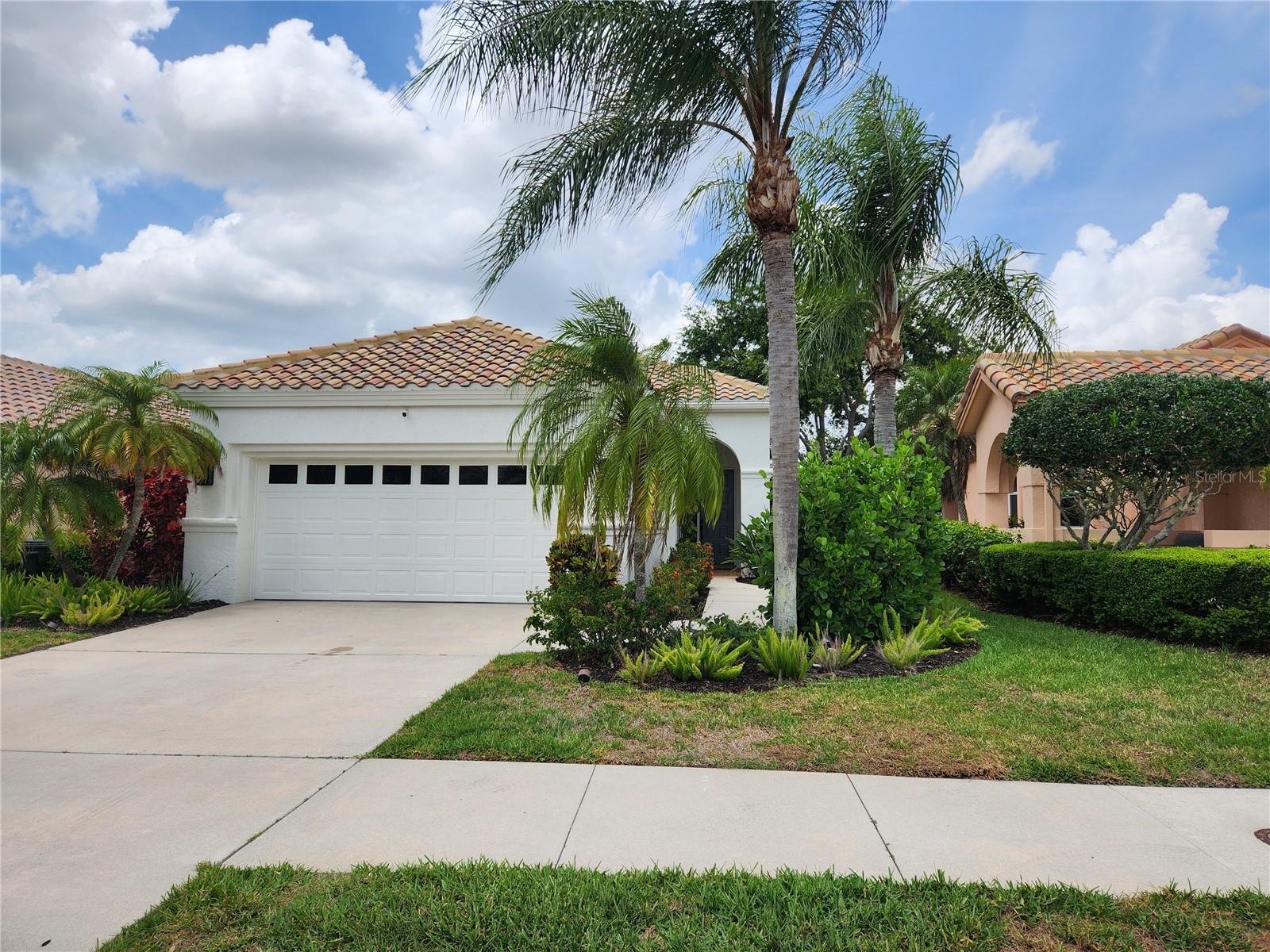 3761 Amapola Ln, FL