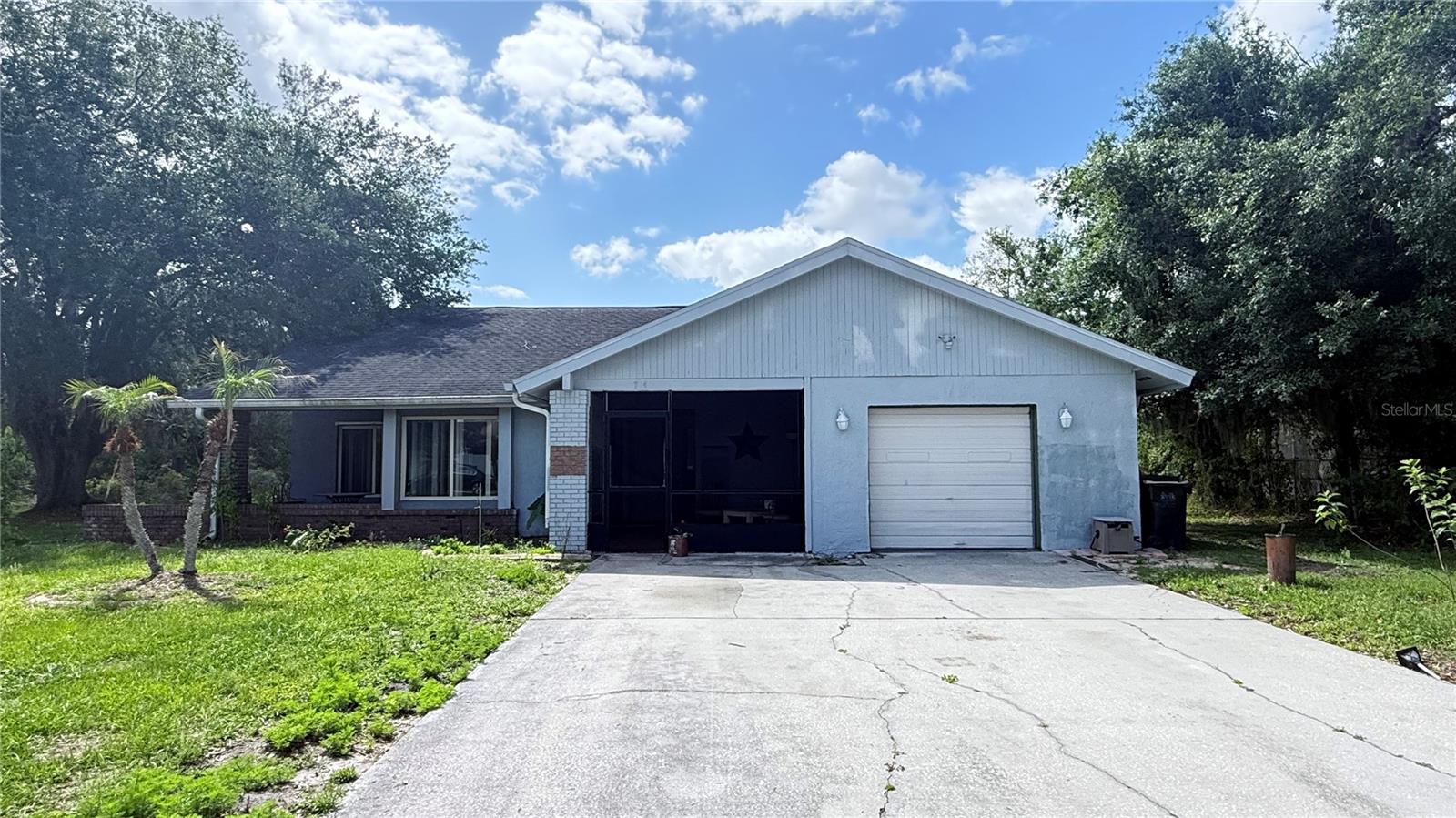 714 Divot Ln, FL